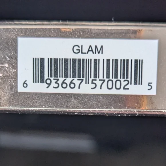 Girlactik Makeup Bundle- New in Box - Picture 3 of 4